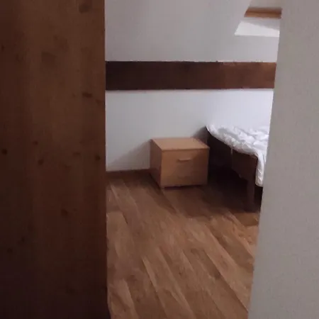 Apartamento Duplex Pour 8 Pers. A Super-besse Avec Piscine - Fr-1-814-170