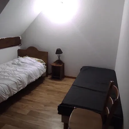 Apartamento Duplex Pour 8 Pers. à Super-besse Avec Piscine - Fr-1-814-170 *