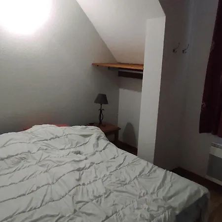 Duplex Pour 8 Pers. à Super-besse Avec Piscine - Fr-1-814-170 Super Besse