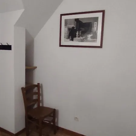 Apartamento Duplex Pour 8 Pers. à Super-besse Avec Piscine - Fr-1-814-170 *