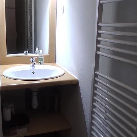 Duplex Pour 8 Pers. A Super-besse Avec Piscine - Fr-1-814-170 Apartamento